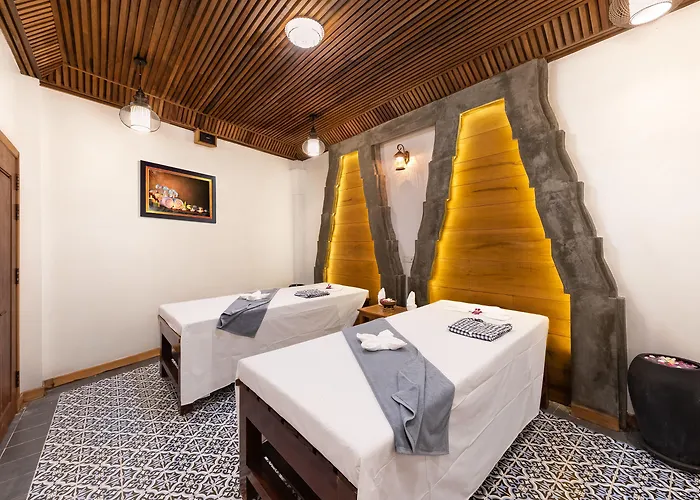 Cheata Hotel